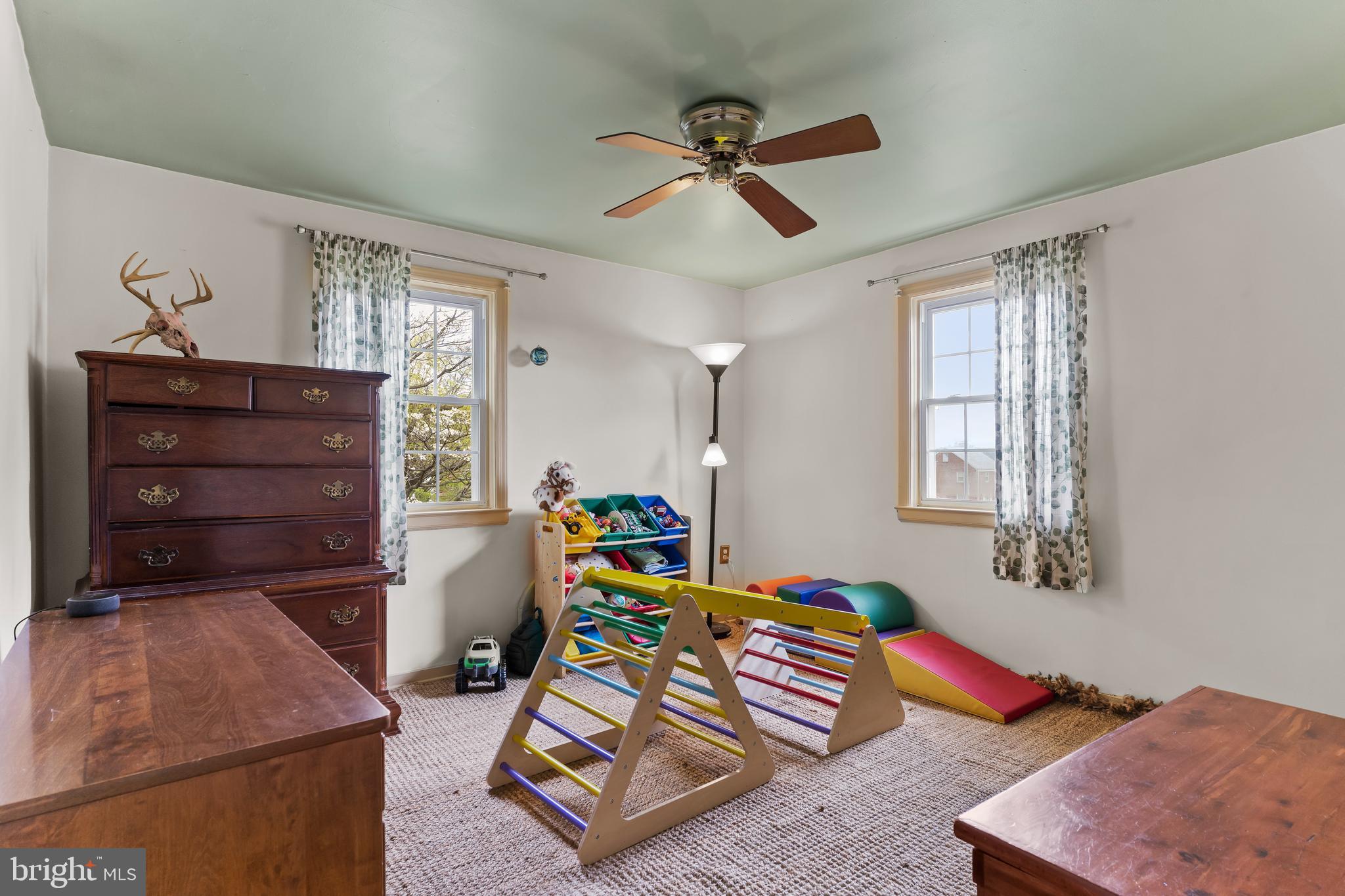2927 Croyden Road Harrisburg, PA 17104 - Photo 20 of 26 Gallery Image 20