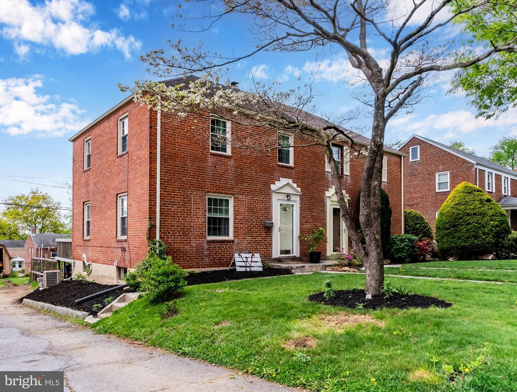 2927 Croyden Road Harrisburg, PA 17104 - Photo 2 of 26 Gallery Image 2