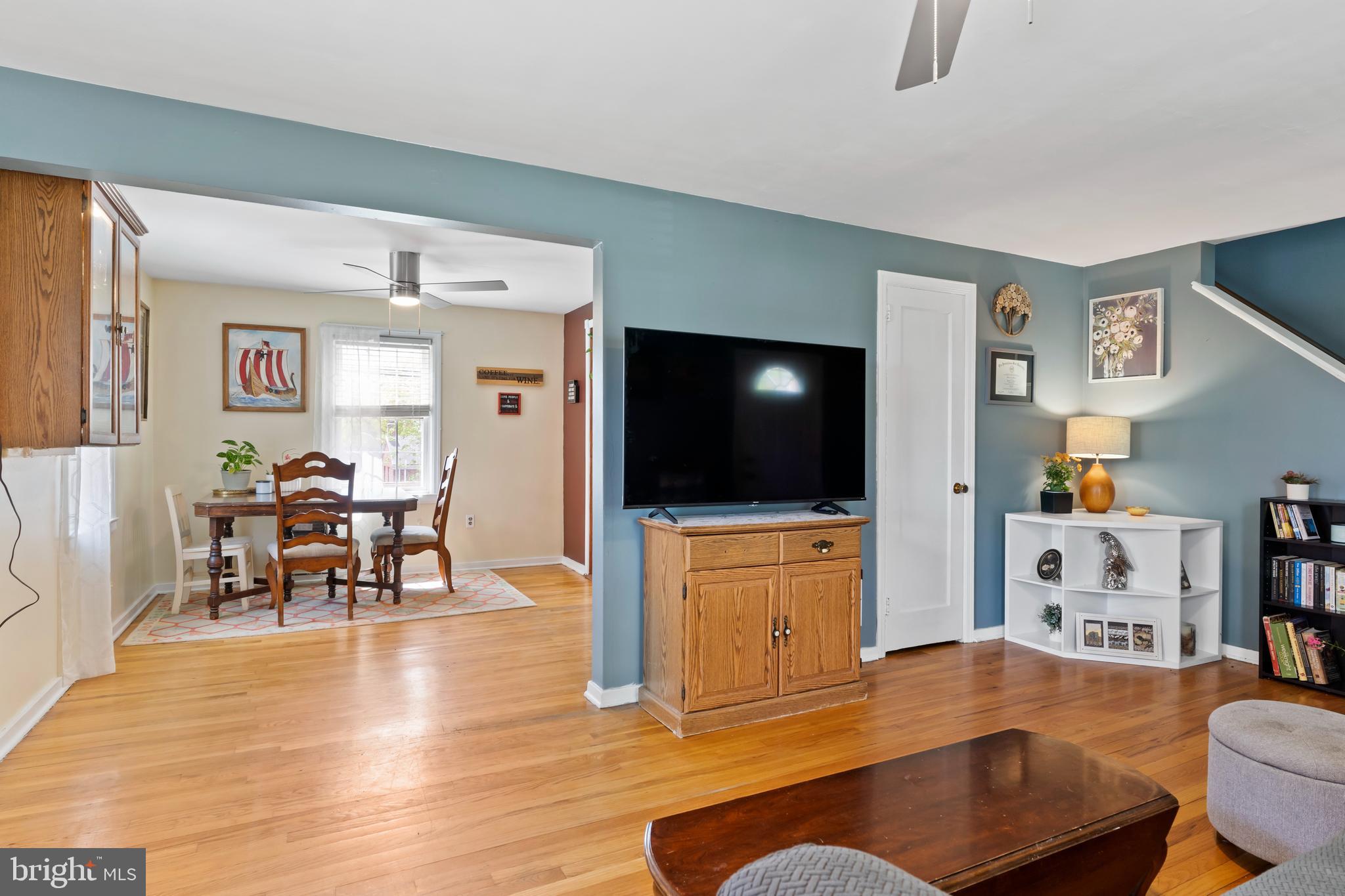 2927 Croyden Road Harrisburg, PA 17104 - Photo 6 of 26 Gallery Image 6