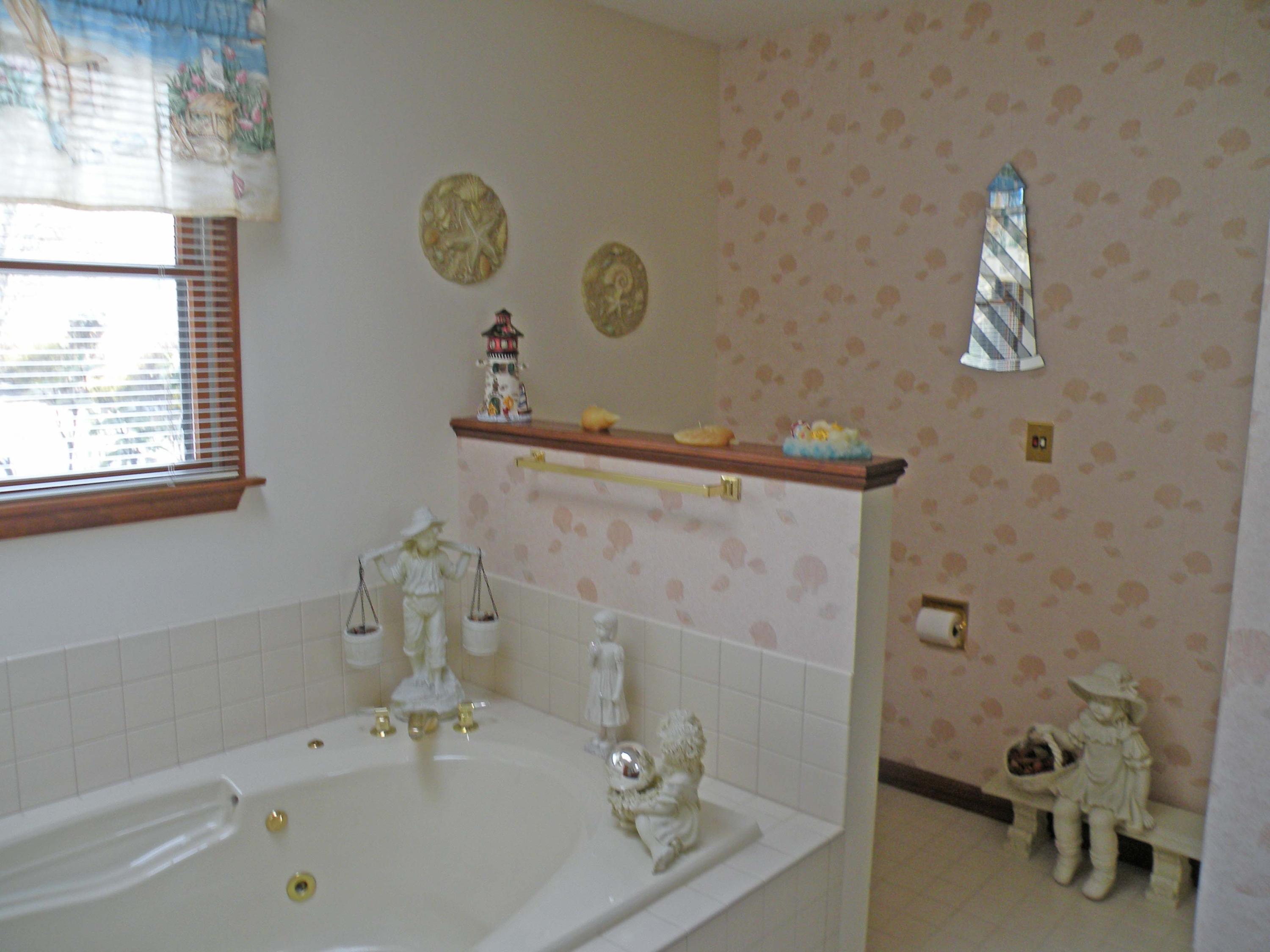 2380 Pine Ridge Road Huddleston, VA 24104 - Photo 15 of 44 DSCN6060.JPG