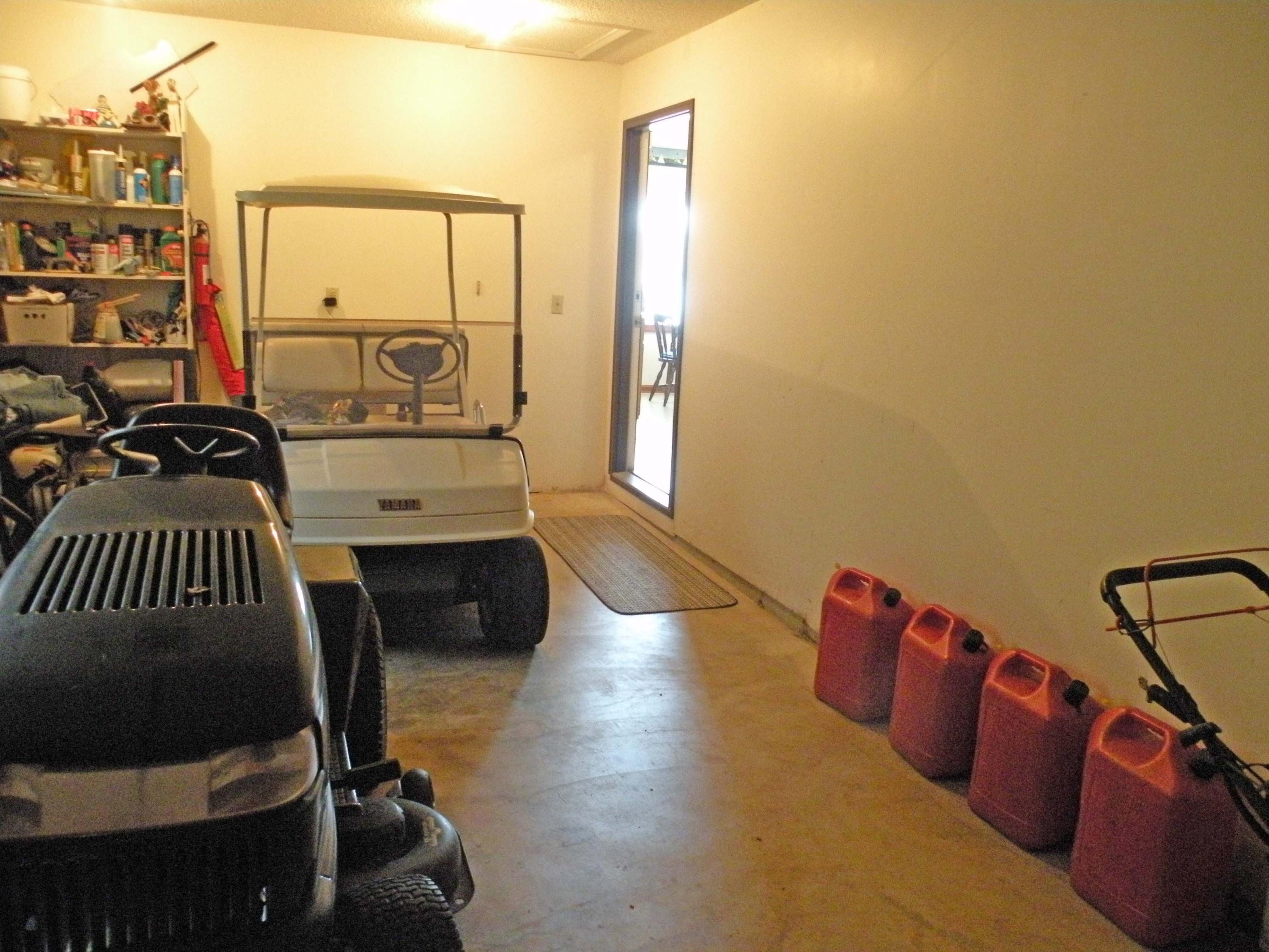 2380 Pine Ridge Road Huddleston, VA 24104 - Photo 36 of 44 DSCN6073.JPG