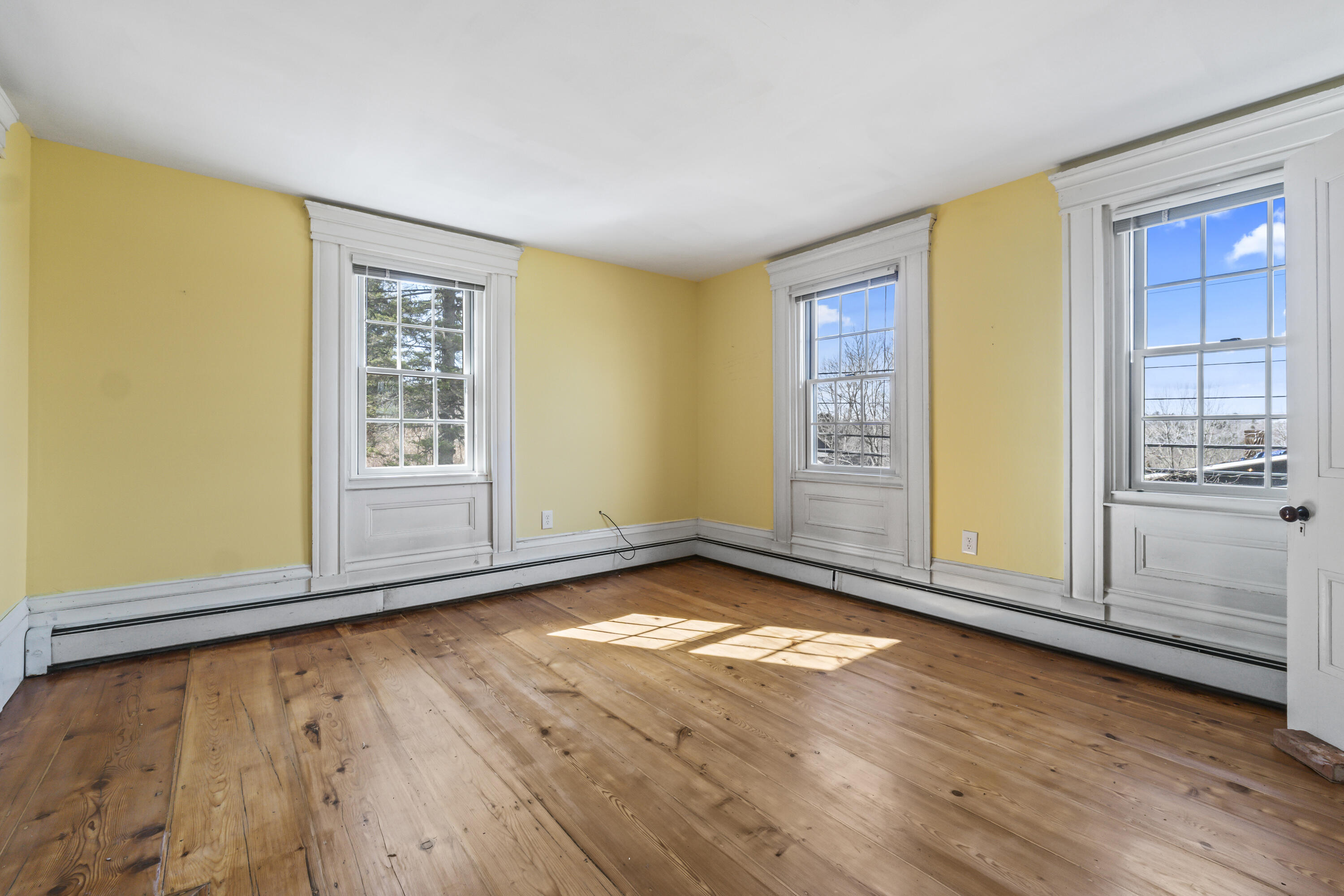 212 Friendship Road Waldoboro, ME 04572 - Photo 31 of 56 212 Friendship Rd_137