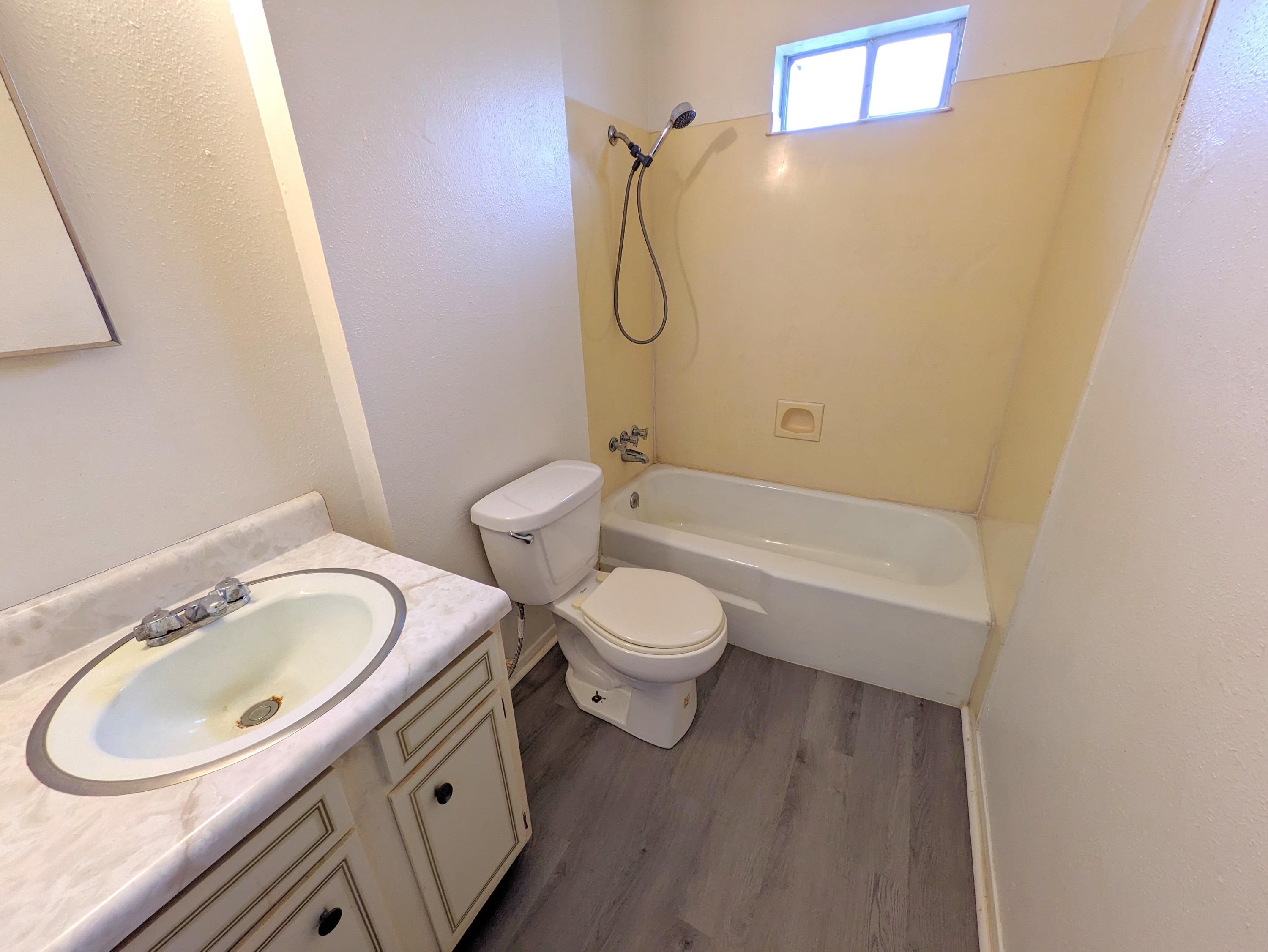 690 Adams Street Beaumont, TX 77705 - Photo 7 of 9