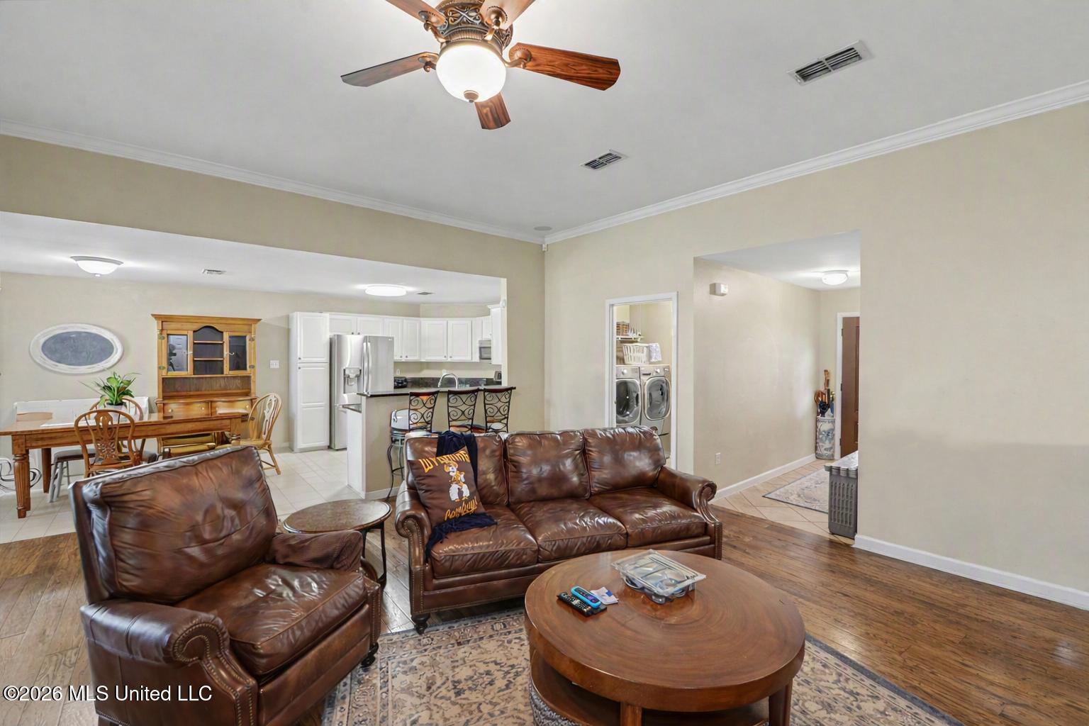 757 Water's View Drive Biloxi, MS 39532 - Photo 8 of 26 005