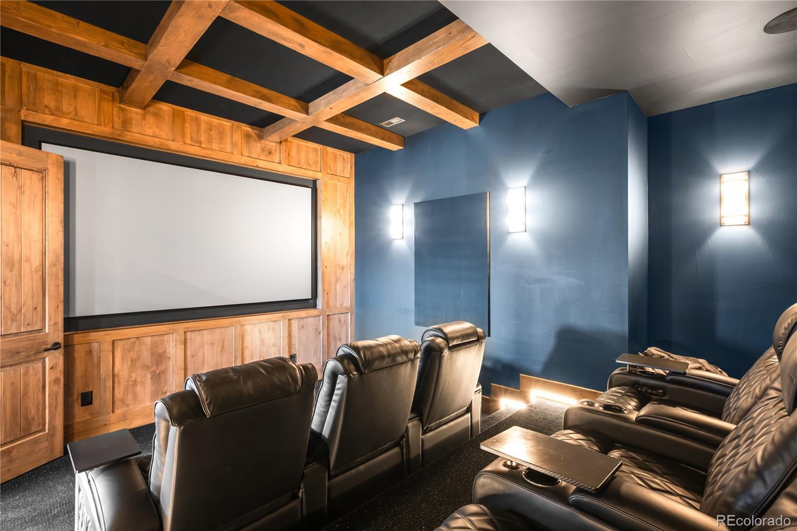 3148 Keep Drive Sedalia, CO 80135 - Photo 24 of 44 a living room with furniture