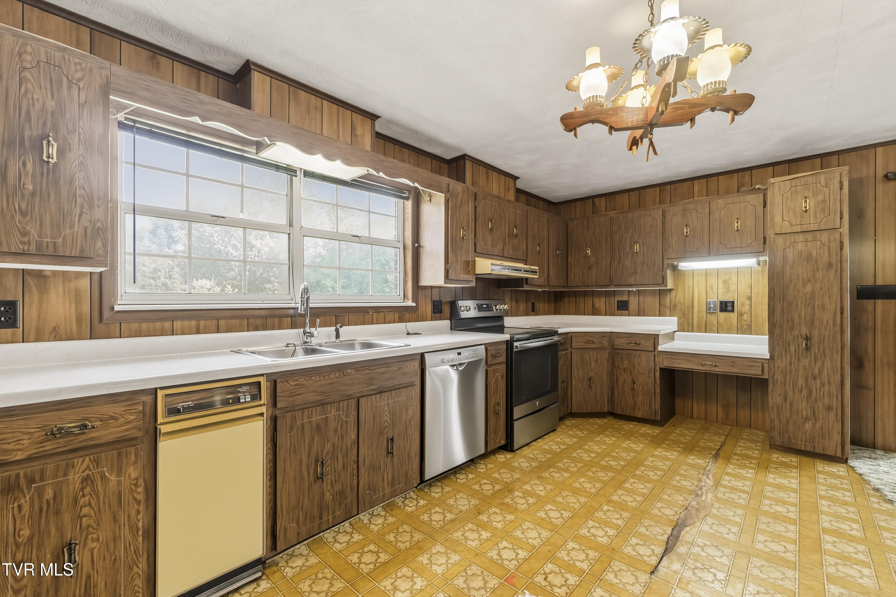 1865 Rheatown Road Chuckey, TN 37641 - Photo 47 of 58 DSC01159