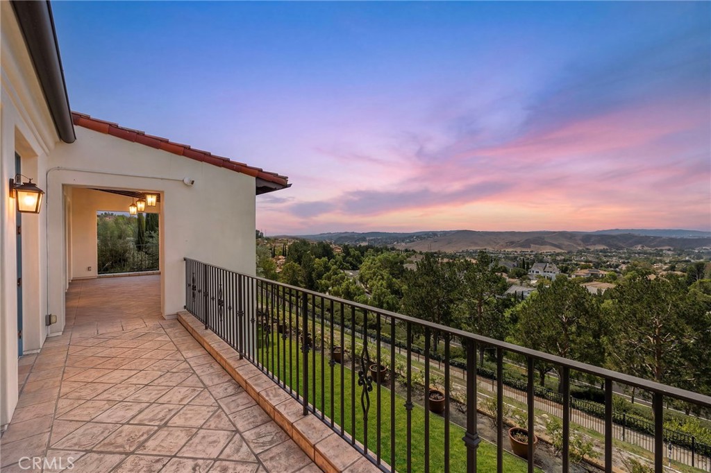 7 Fox Hole Road Ladera Ranch, CA 92694 - Photo 5 of 66 Gallery Image 5