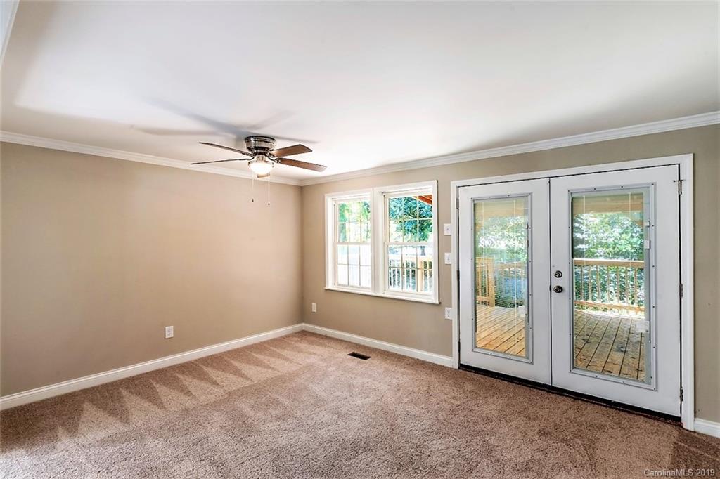 2633 Hart Road Charlotte, NC 28214 - Photo 20 of 33 Gallery Image 20