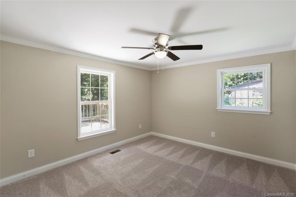2633 Hart Road Charlotte, NC 28214 - Photo 26 of 33 Gallery Image 26
