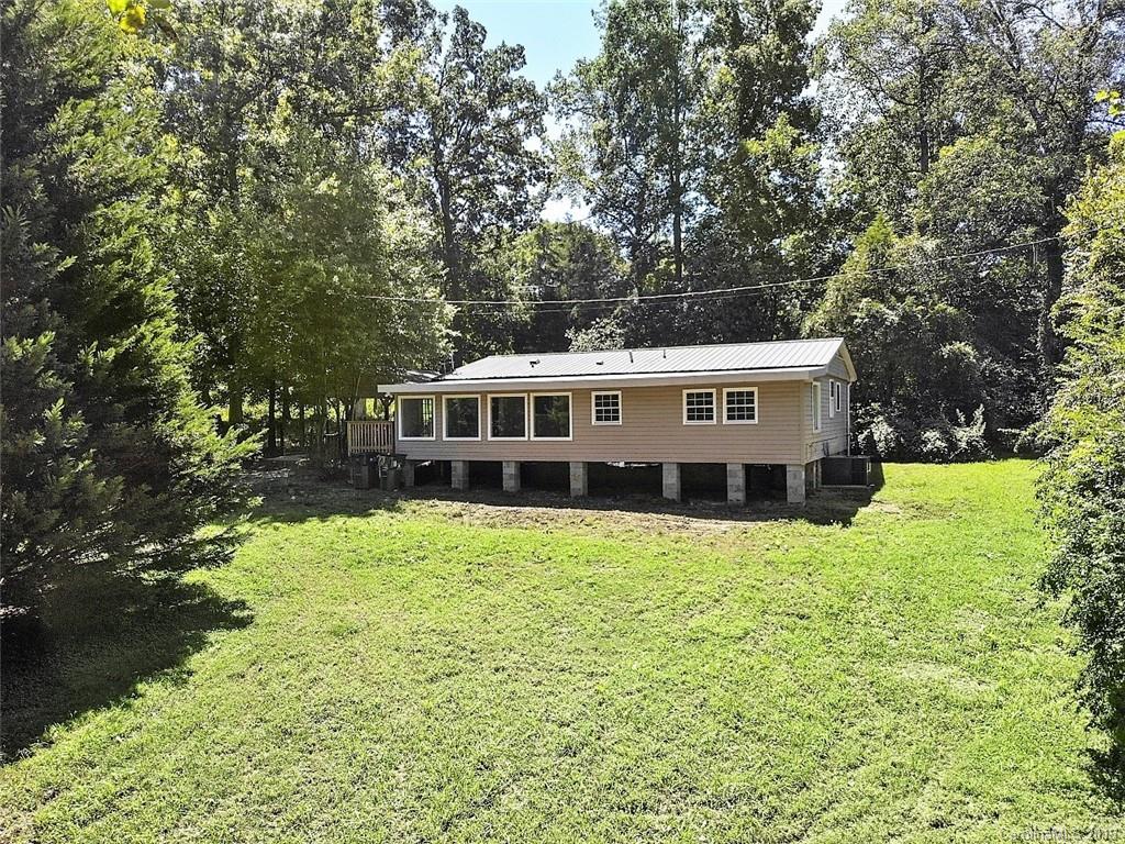2633 Hart Road Charlotte, NC 28214 - Photo 8 of 33 Gallery Image 8