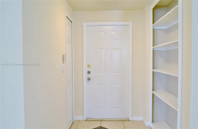 $449,000 | 3225 Northeast 184th Street, Unit 10103, Aventura, FL 33160