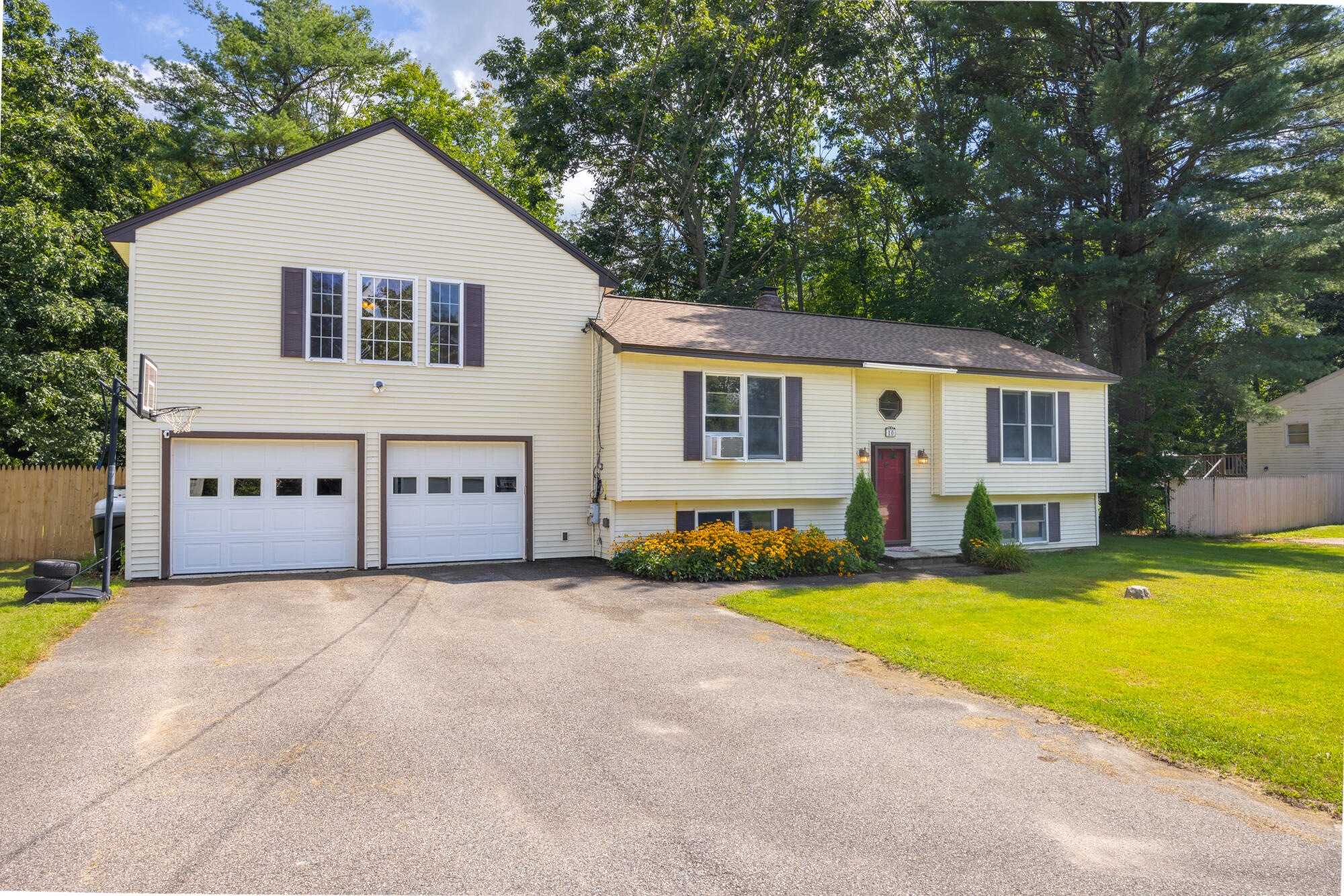 10 Springtree Lane South Berwick, ME 03908 - Photo 5 of 39 1e-10 Springtree Ln