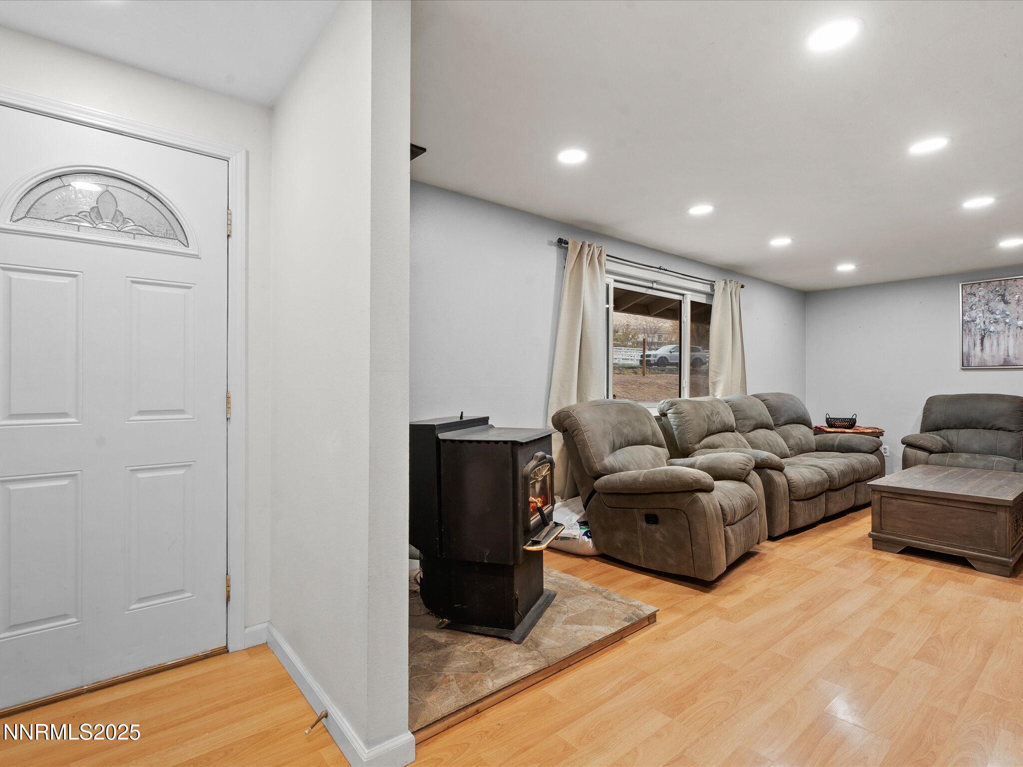 20890 Eaton Road Reno, NV 89521 - Photo 3 of 37 01-20890 Eaton Rd-100