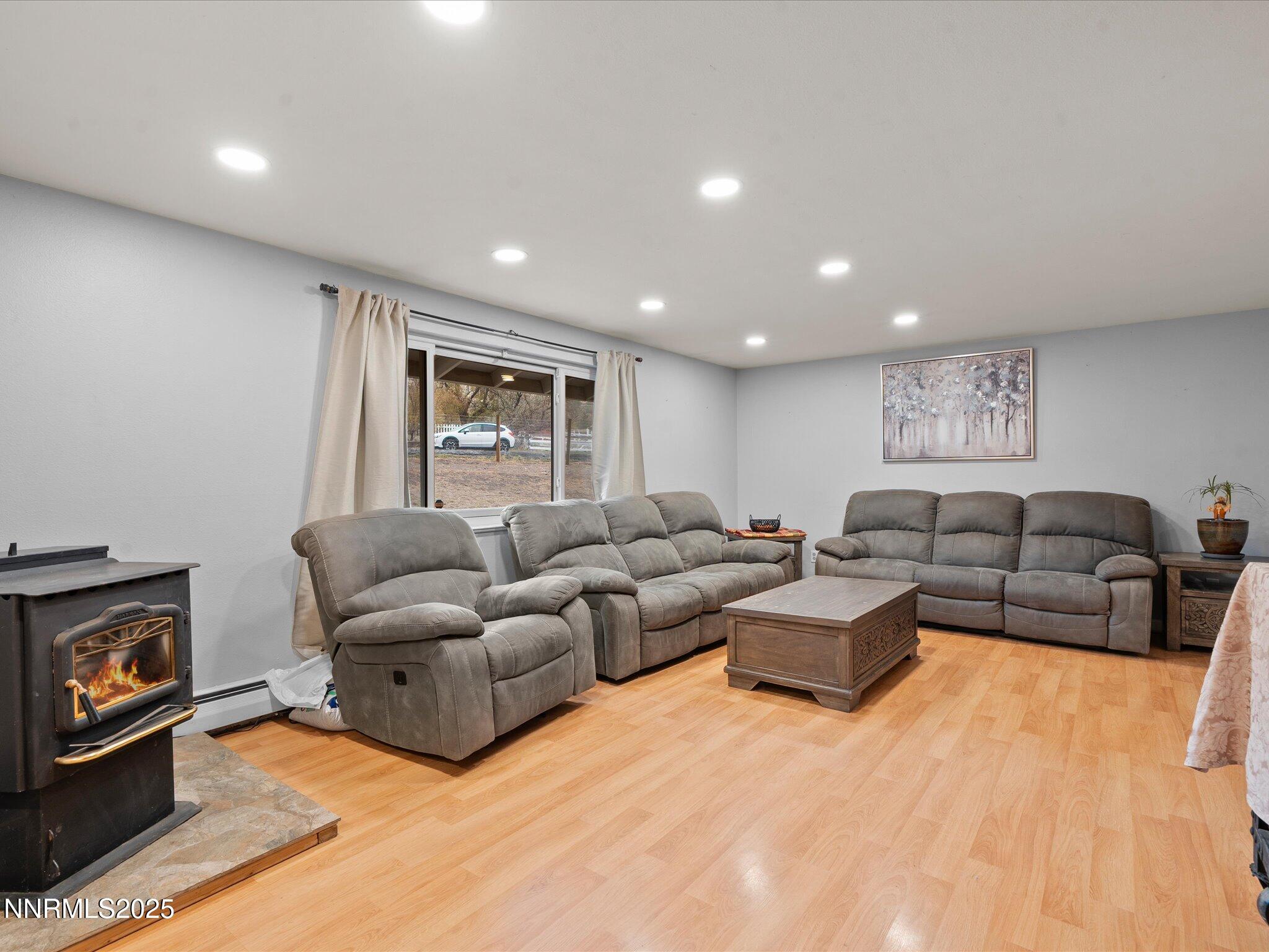 20890 Eaton Road Reno, NV 89521 - Photo 5 of 37 02-20890 Eaton Rd-101