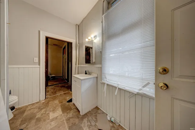 $160,000 | 515 Washington Avenue, Evansville, IN 47713