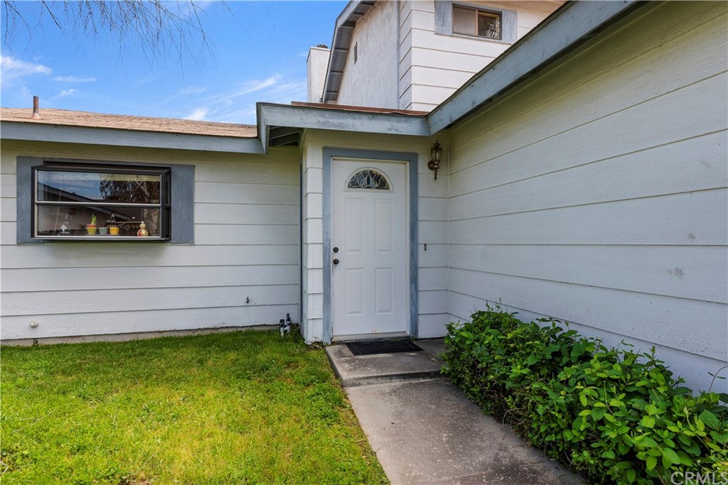 1918 Privado Escondido, CA 92029 - Photo 2 of 19