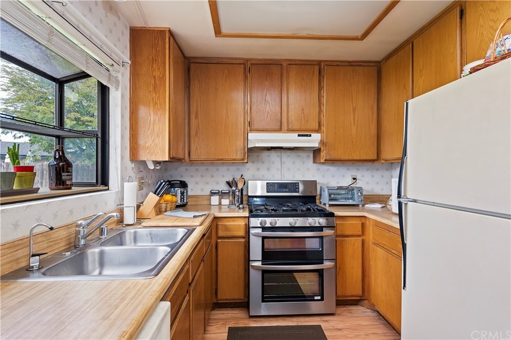 1918 Privado Escondido, CA 92029 - Photo 11 of 19