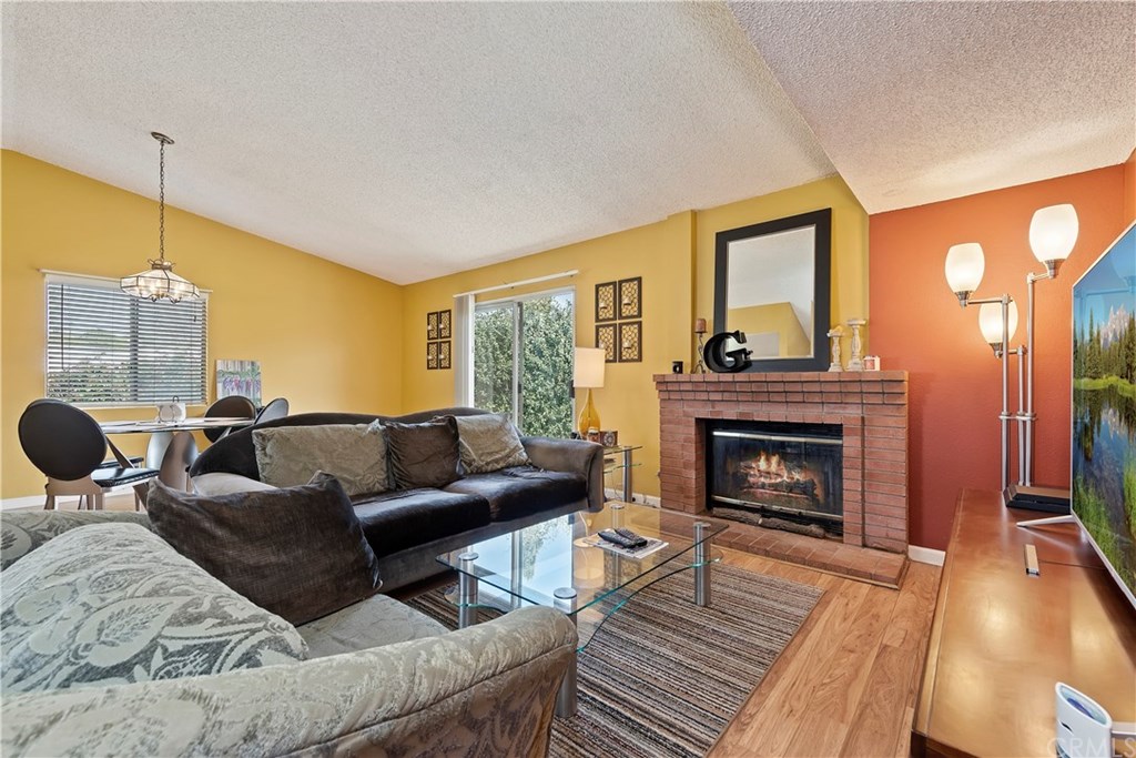 1918 Privado Escondido, CA 92029 - Photo 5 of 19