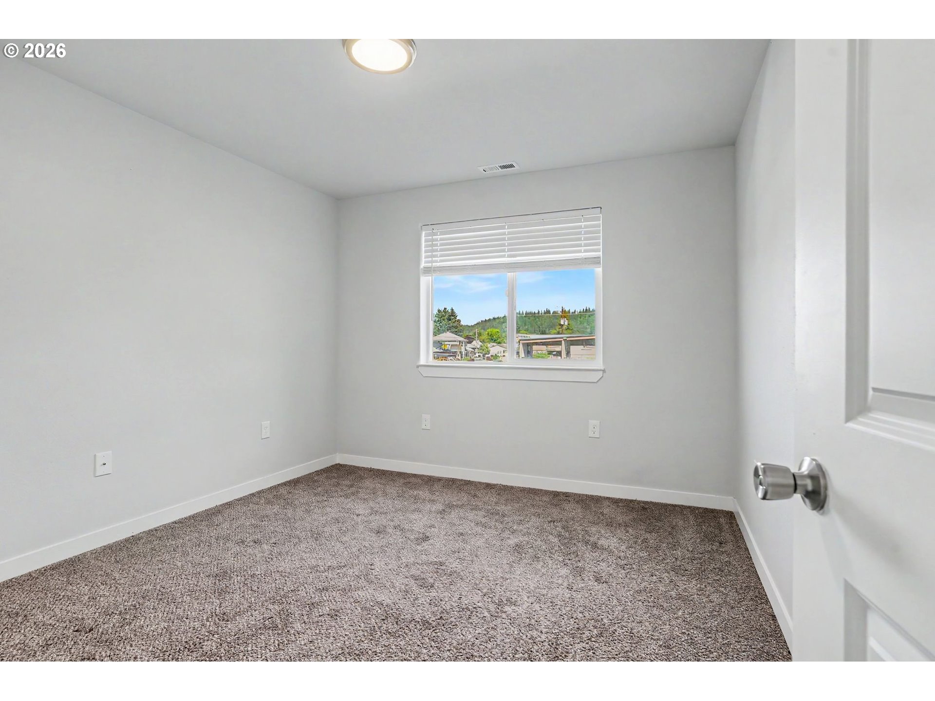 1671 Cooper Street Lebanon, OR 97355 - Photo 22 of 44