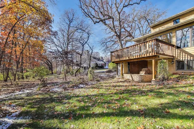 $355,000 | 42-w231 Retreat Court, St. Charles, IL 60175