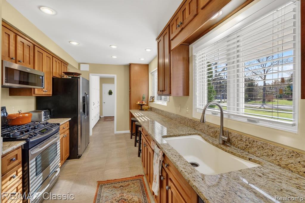 4731 Pickering Road Bloomfield Hills, MI 48301 - Photo 27 of 70 Gallery Image 27