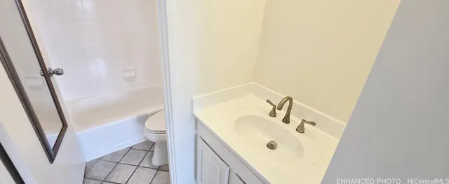 a view of bathroom with bathtub