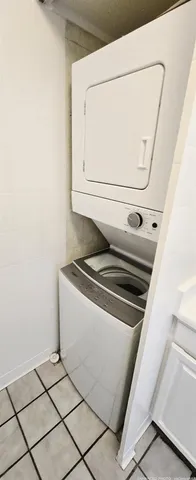 a view of utility room