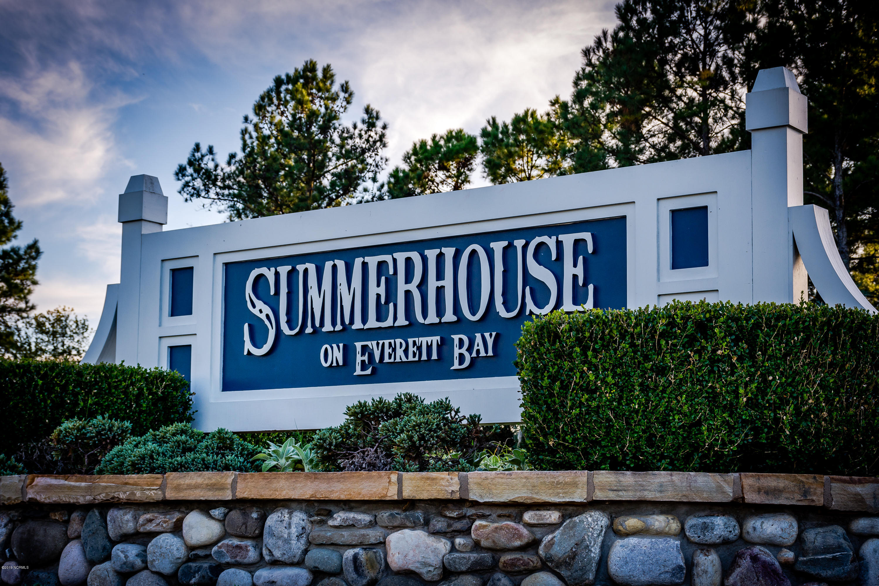 199 Everett Park Trail Holly Ridge, NC 28445 - Photo 2 of 8 (01 of 16) Summerhouse Lot-17292163752