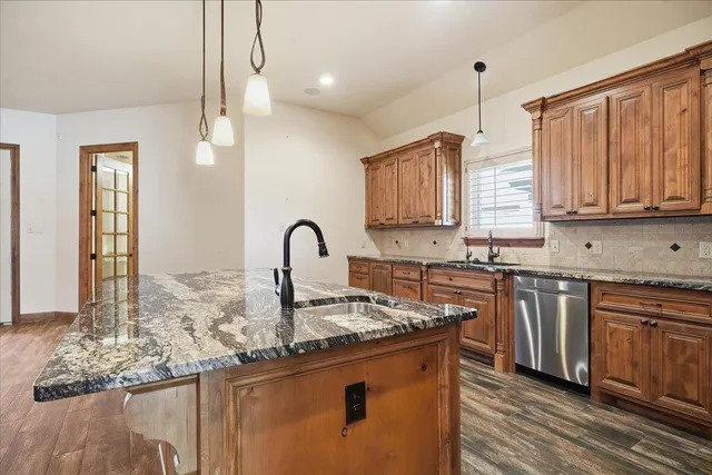 $550,000 | 1204 North 14th Place, Wolfforth, TX 79382