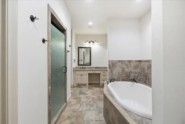 $550,000 | 1204 North 14th Place, Wolfforth, TX 79382