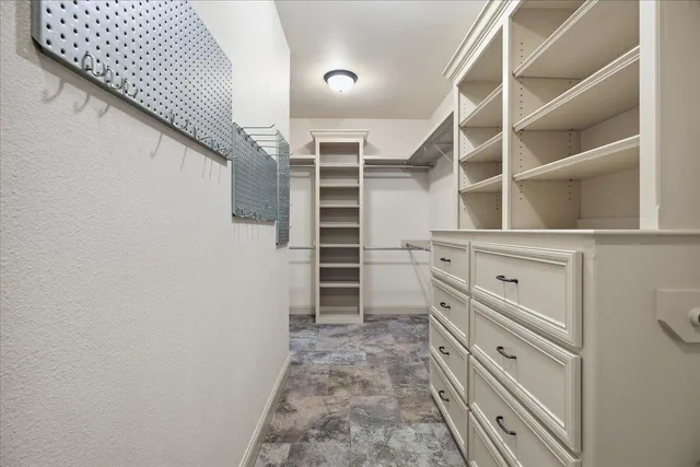 $550,000 | 1204 North 14th Place, Wolfforth, TX 79382