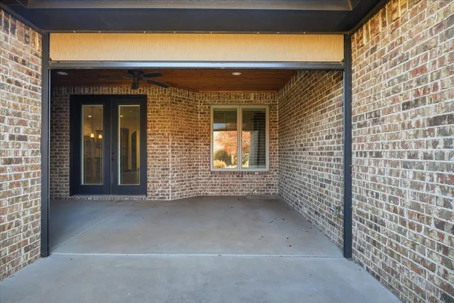 $550,000 | 1204 North 14th Place, Wolfforth, TX 79382