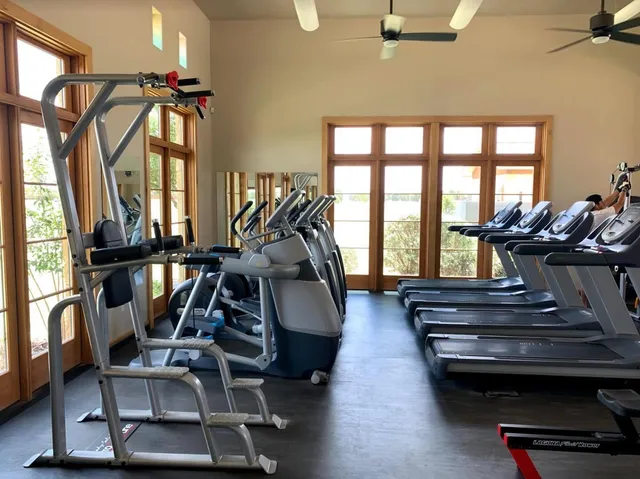 $550,000 | 1204 North 14th Place, Wolfforth, TX 79382