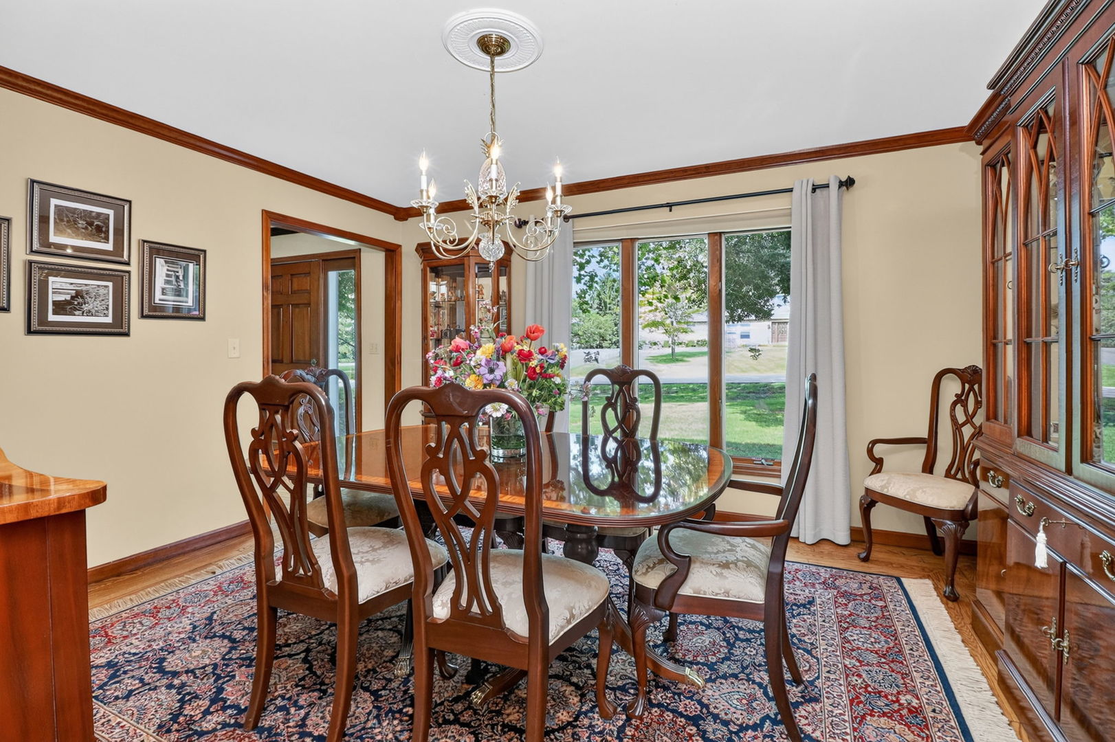 6N425 Foley Lane St. Charles, IL 60175 - Photo 7 of 45