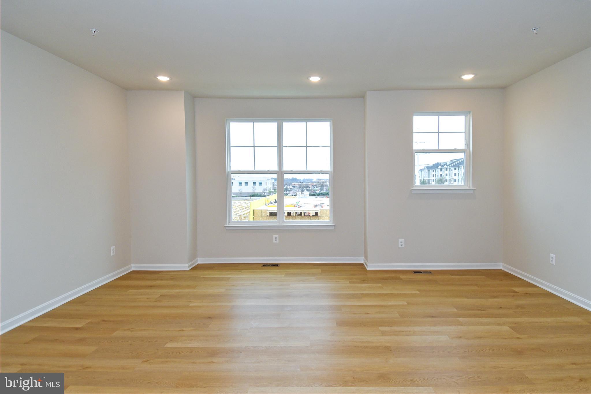 402 Matlock Lane Frederick, MD 21701 - Photo 26 of 61 living room