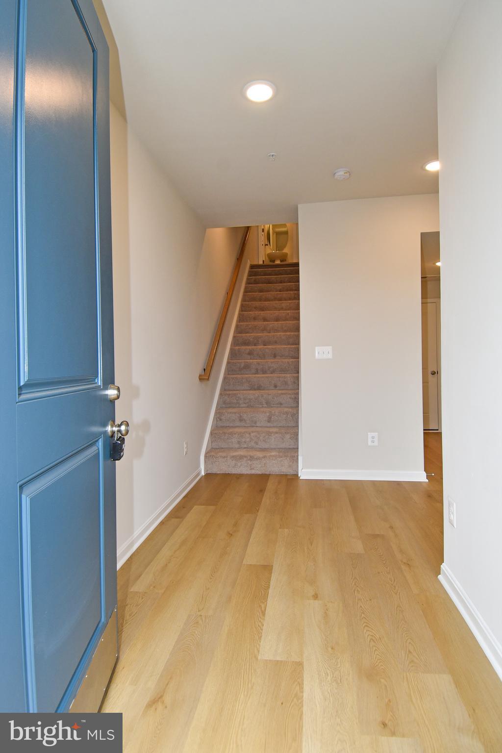 402 Matlock Lane Frederick, MD 21701 - Photo 7 of 61 front entry