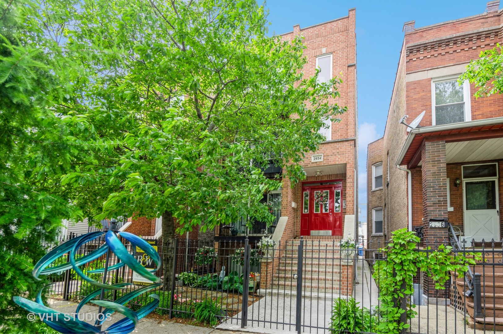 2934 North Ridgeway Avenue, Unit 2 Chicago, IL 60618 - Photo 1 of 16 Gallery Image 1
