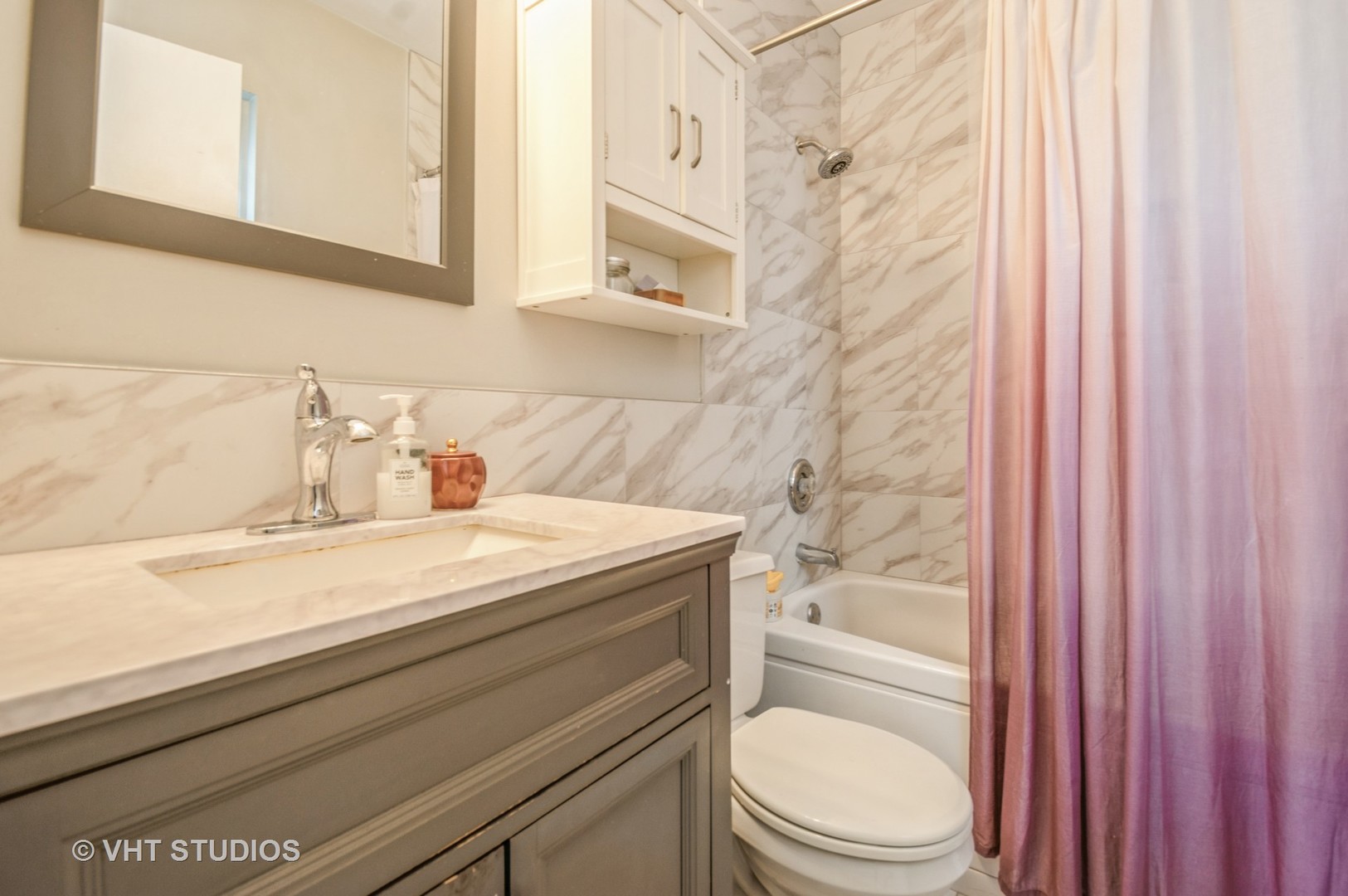 2934 North Ridgeway Avenue, Unit 2 Chicago, IL 60618 - Photo 11 of 16 Gallery Image 11