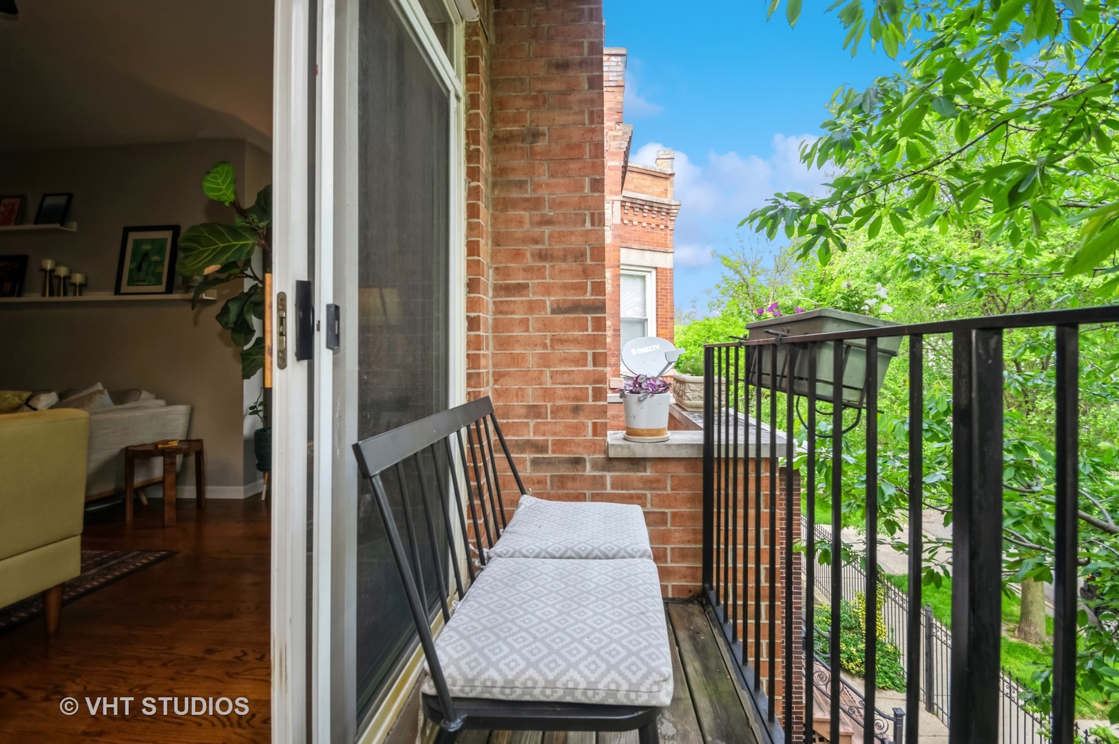 2934 North Ridgeway Avenue, Unit 2 Chicago, IL 60618 - Photo 14 of 16 Gallery Image 14