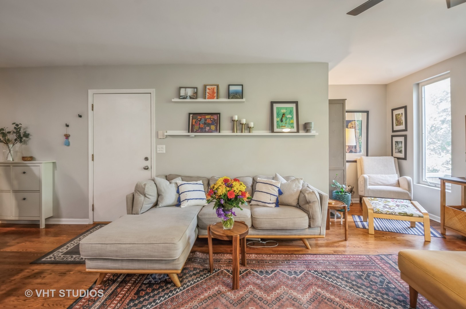 2934 North Ridgeway Avenue, Unit 2 Chicago, IL 60618 - Photo 4 of 16 Gallery Image 4