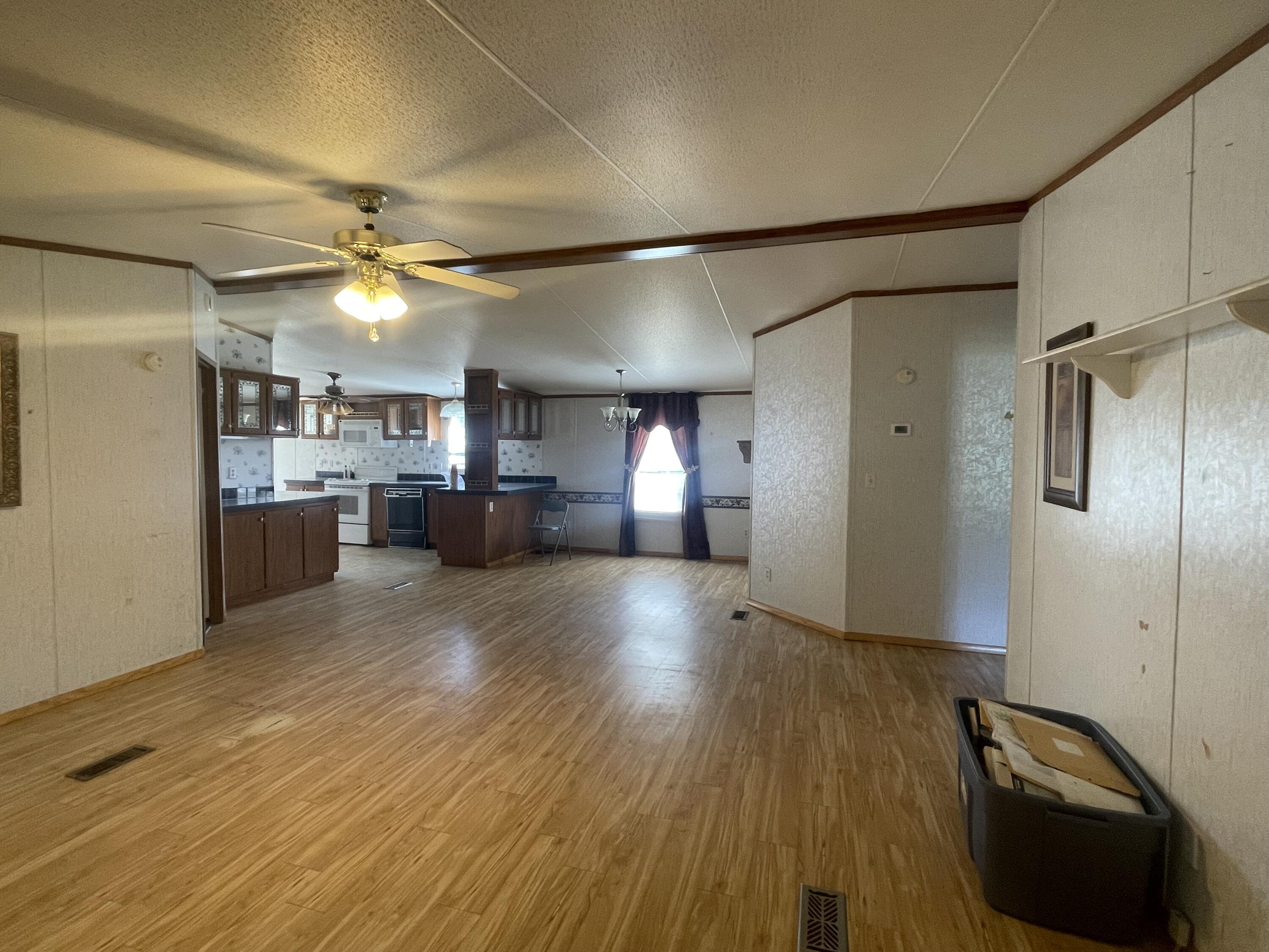 253 Vanderheide Road DeFuniak Springs, FL 32433 - Photo 14 of 63 253 Vanderheide_Interior (20)