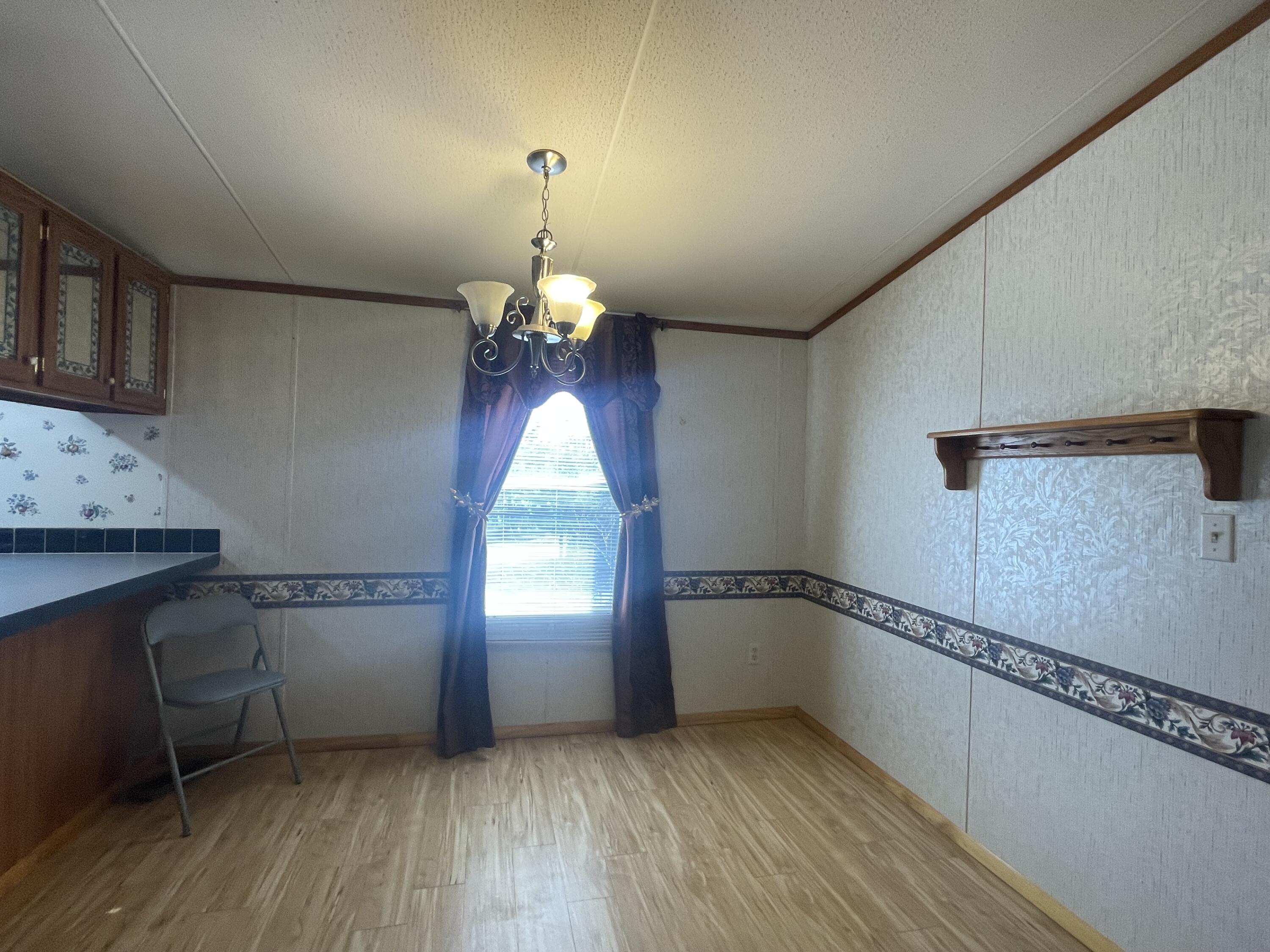 253 Vanderheide Road DeFuniak Springs, FL 32433 - Photo 15 of 63 253 Vanderheide_Interior (9)