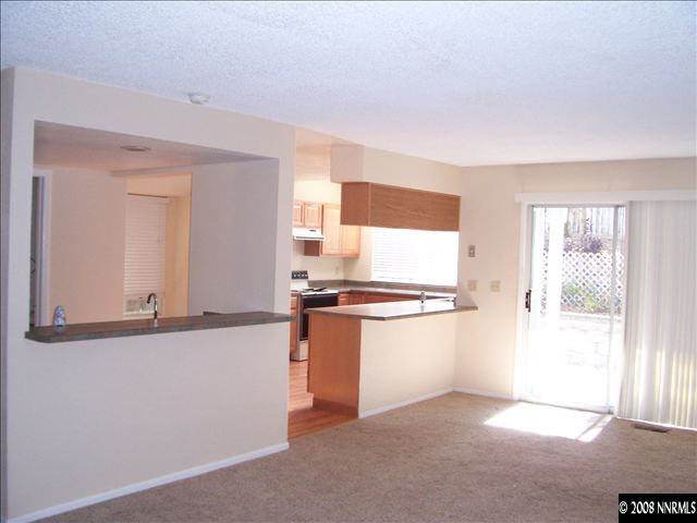 6940 Forsythia Way Reno, NV 89506 - Photo 4 of 8 Photo 4