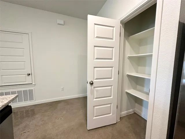 $1,400 | 2913 Quail Rdg Lane, Unit B, Temple, TX 76501