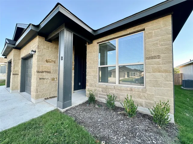 $1,400 | 2913 Quail Rdg Lane, Unit B, Temple, TX 76501