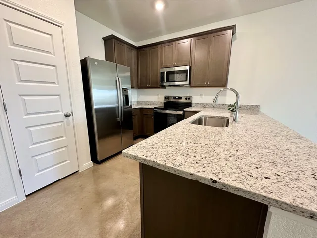 $1,400 | 2913 Quail Rdg Lane, Unit B, Temple, TX 76501