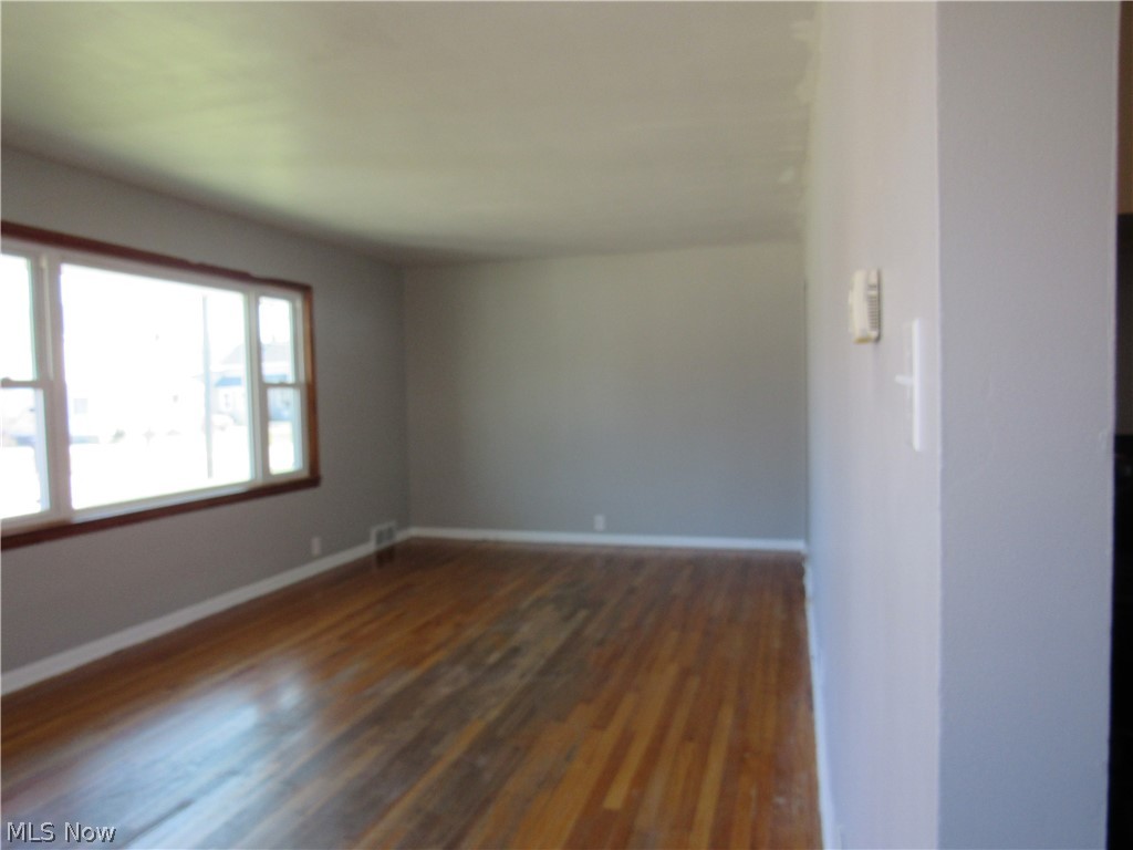 5845 Runkle Avenue Ashtabula, OH 44004 - Photo 6 of 21 Gallery Image 6