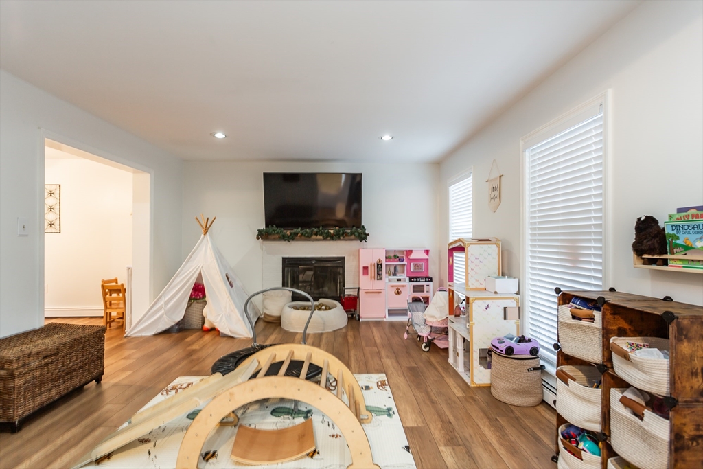 133 Quanapoag Road Freetown, MA 02717 - Photo 14 of 35 Gallery Image 14