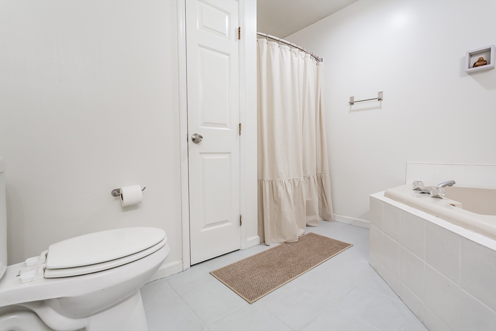 133 Quanapoag Road Freetown, MA 02717 - Photo 22 of 35 Gallery Image 22