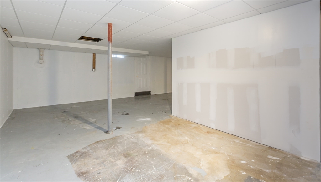 133 Quanapoag Road Freetown, MA 02717 - Photo 29 of 35 Gallery Image 29